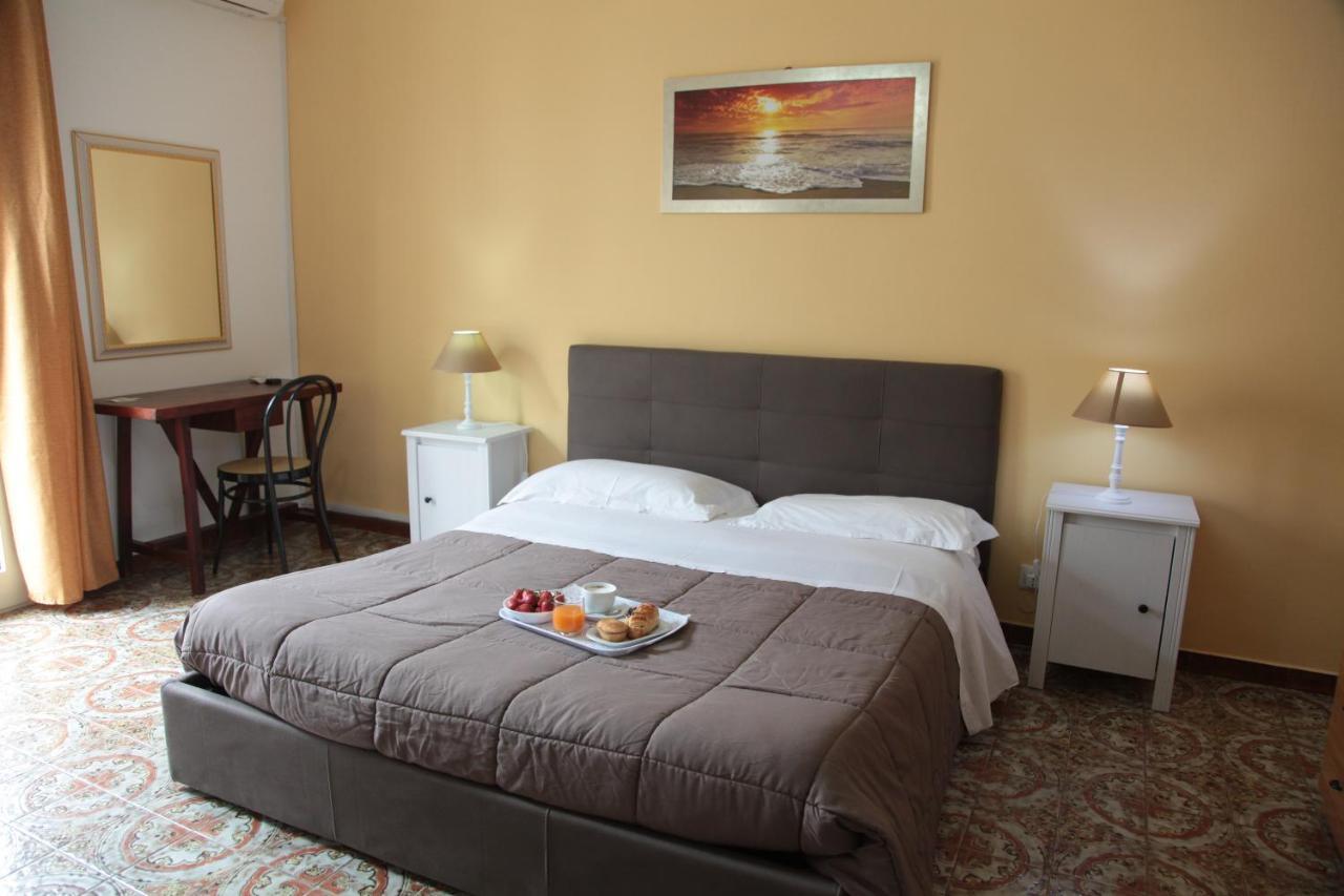 B&B Amelie Lecce Exterior foto